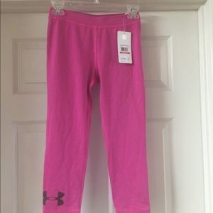 Under Armour NWT XS  workout pants,  capri length.